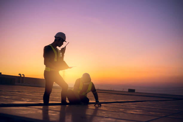 Best Residential Roofing Contractor  in Trenton, IL